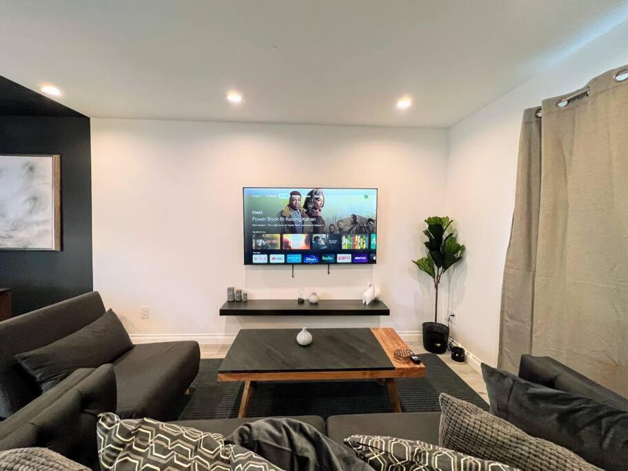 Hollywood Black Habitat ロサンゼルス エクステリア 写真