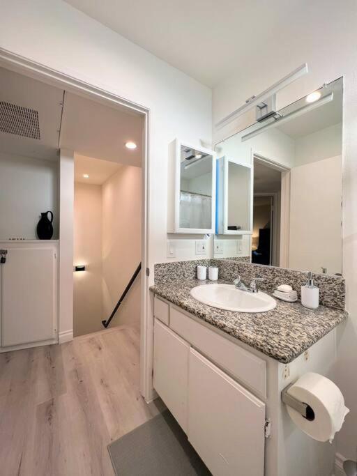 Hollywood Black Habitat ロサンゼルス エクステリア 写真